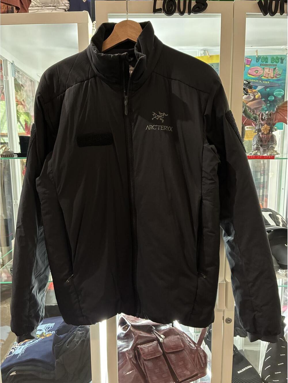 LEAF Arc'Teryx ATOM AR size small black military jacket